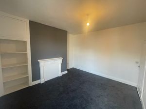 Living Room- click for photo gallery